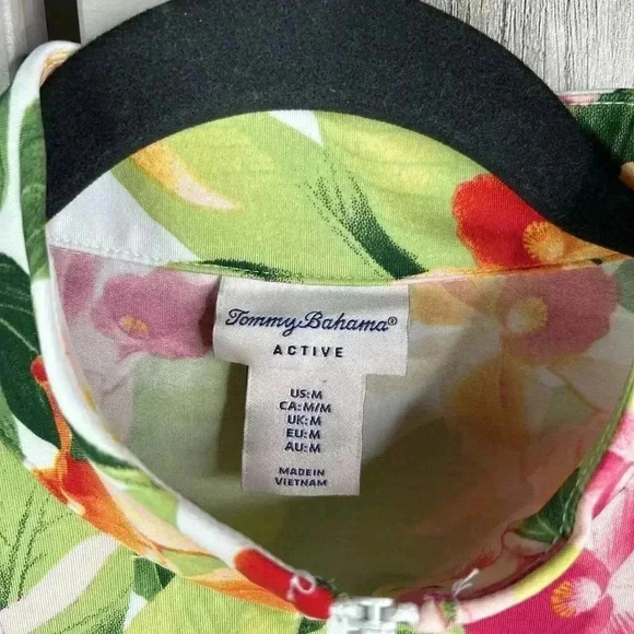 Tommy Bahama Top Medium Floral Sleeveless 1/4 Zip Tropical Active - Picture 3 of 6